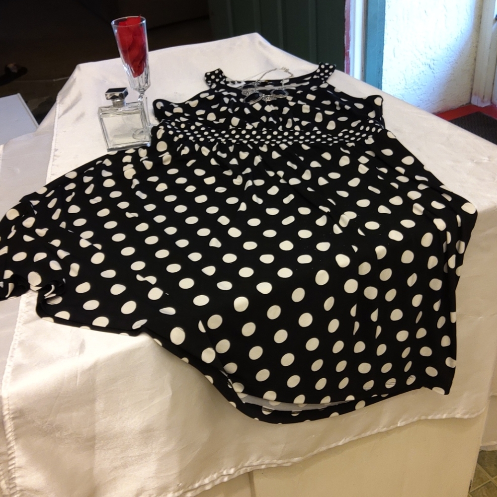 APT9 size L sleeveless black&White dress